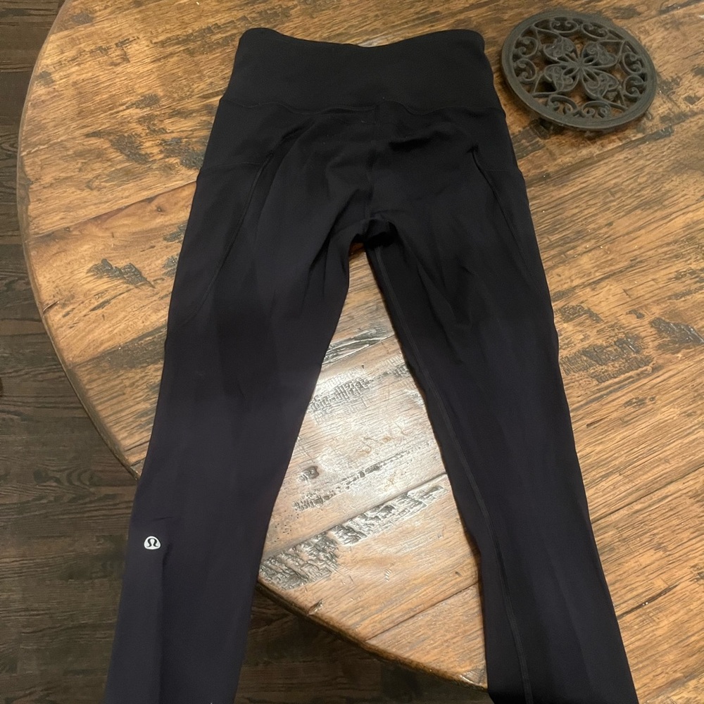 Black lululemon leggings